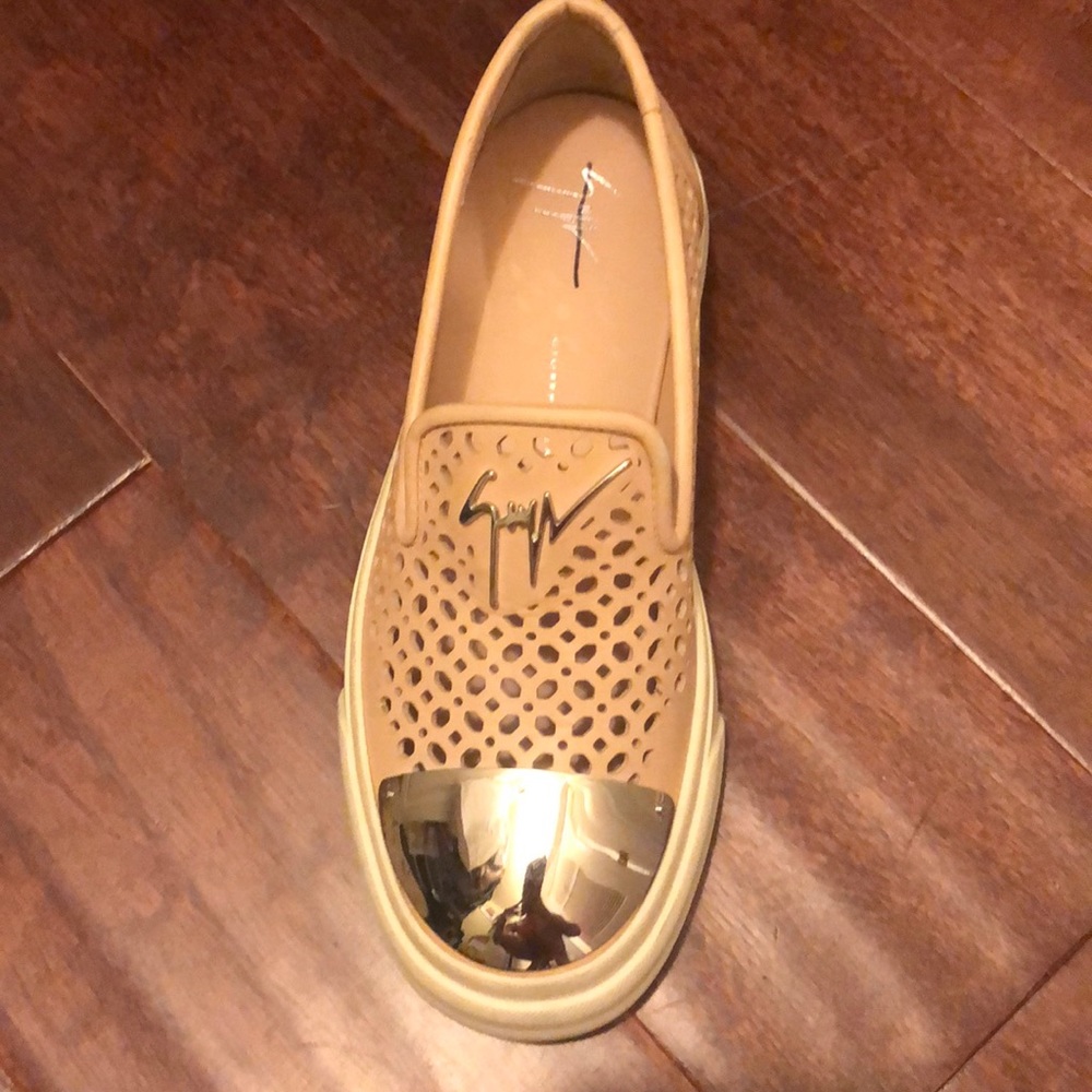 Blush Pink Giuseppe Zanotti Flats - Picture 5 of 5